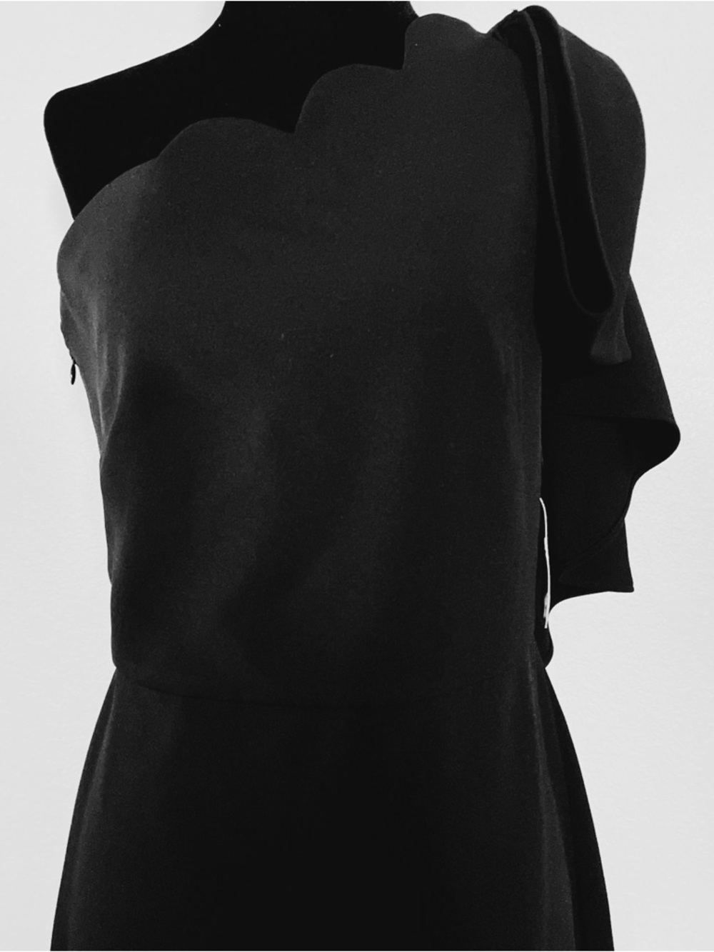 SHOSHANNA Ainsa Asymmetrical Bow Dress - Picture 6 of 13